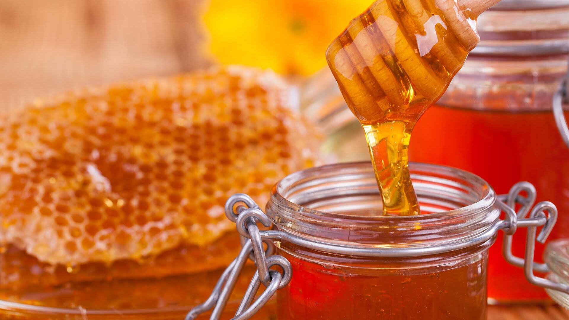 Stable isotope analysis can detect adulterated honey