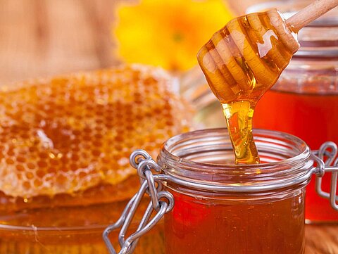 Stable isotope analysis can detect adulterated honey