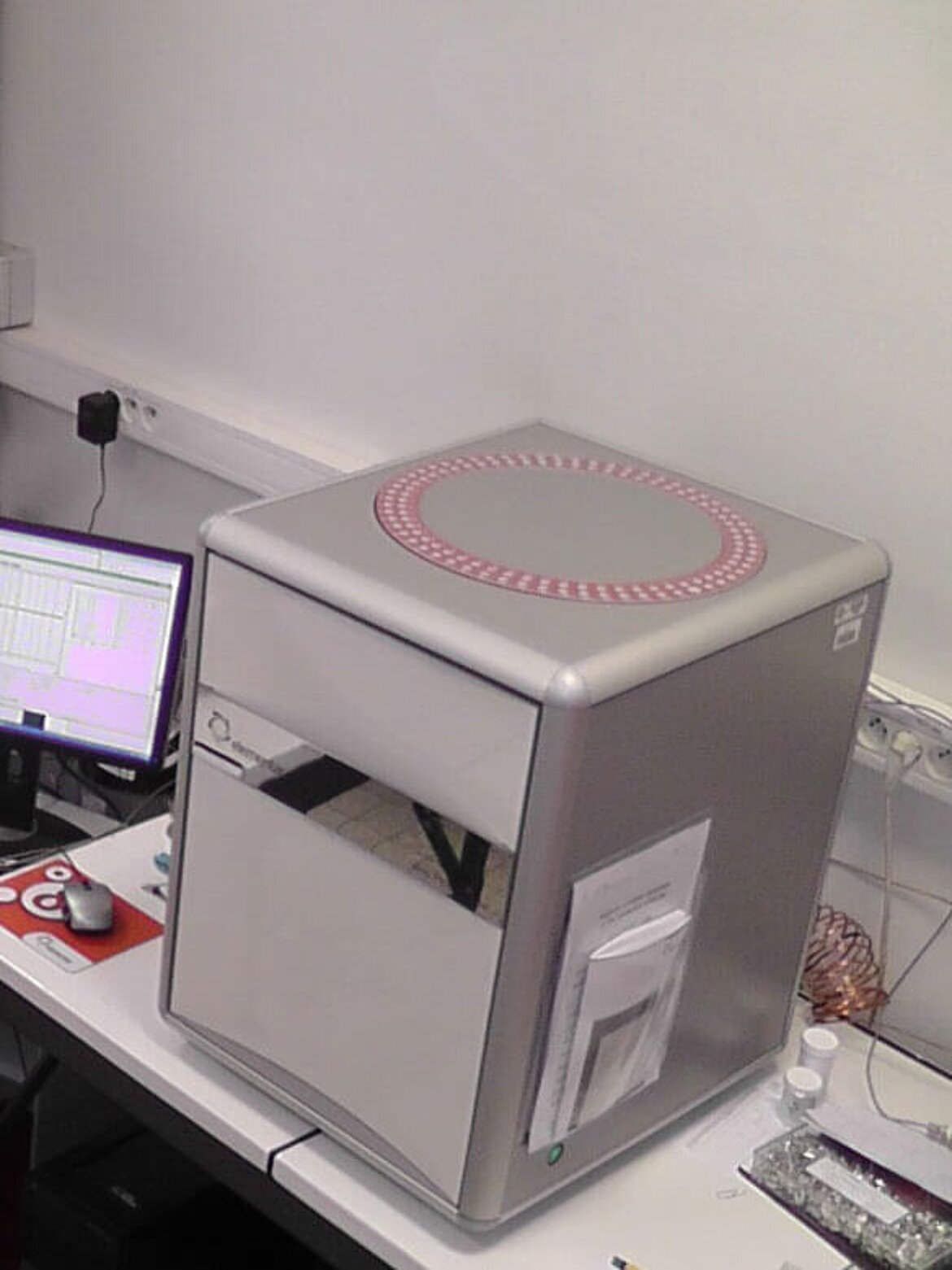 Laboratory of the  University Claude Bernard Lyon 1 with IsoPrime100 IRMS system  